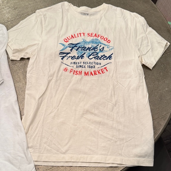 J. CREW NWOT BUNDLE OF 2 Southern Seafood collector tees, BOTH SMALL. - Picture 3 of 9